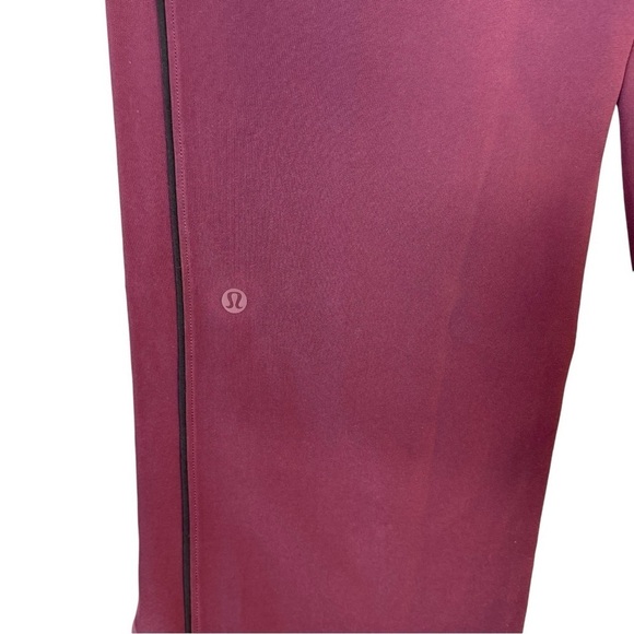 Lululemon Right On Track Pants Burgandy Wine Colored Oversize Womens Size 6 - Picture 7 of 8